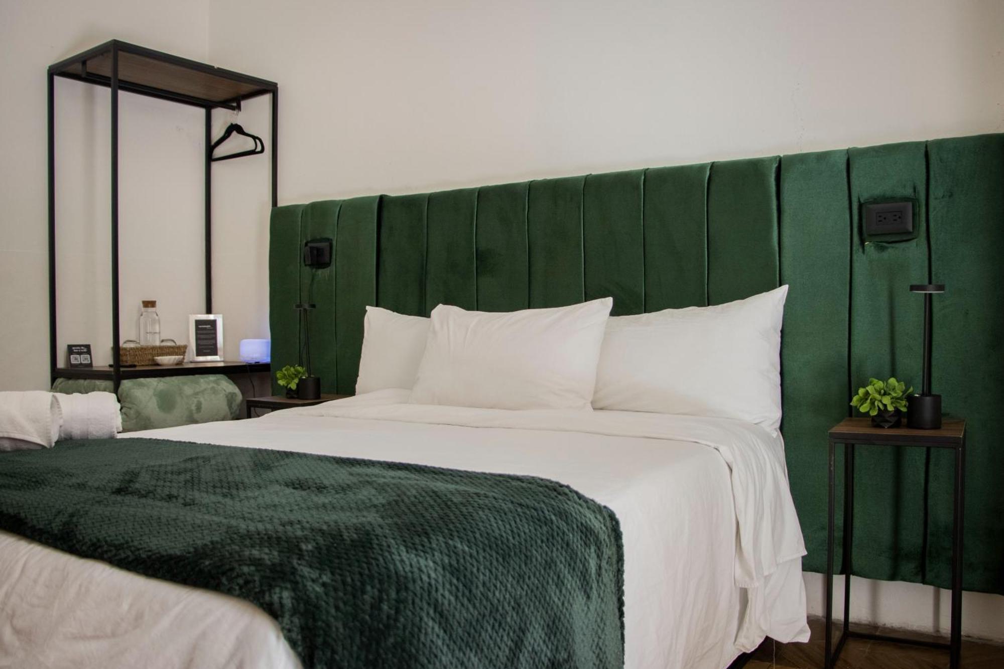 Collection O Patio Zaragoza Bed & Breakfast San Luis Potosi Exterior photo