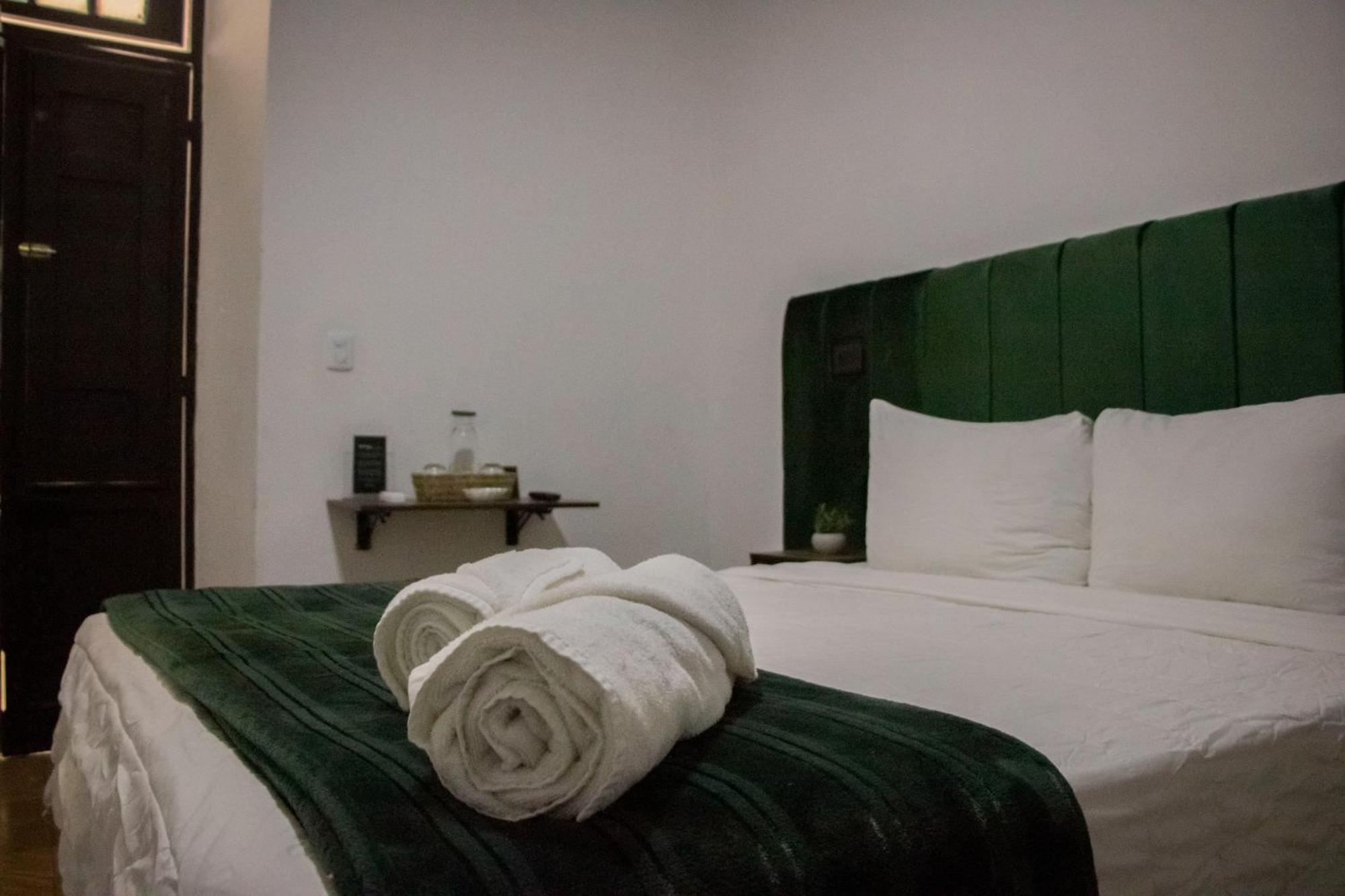 Collection O Patio Zaragoza Bed & Breakfast San Luis Potosi Exterior photo